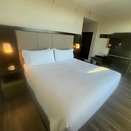 Holiday Inn Express Long Island City E - New York By Ihg Εξωτερικό φωτογραφία