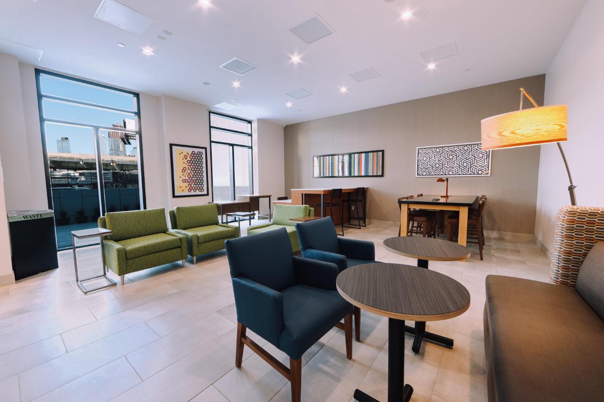 Holiday Inn Express Long Island City E - New York By Ihg Εξωτερικό φωτογραφία