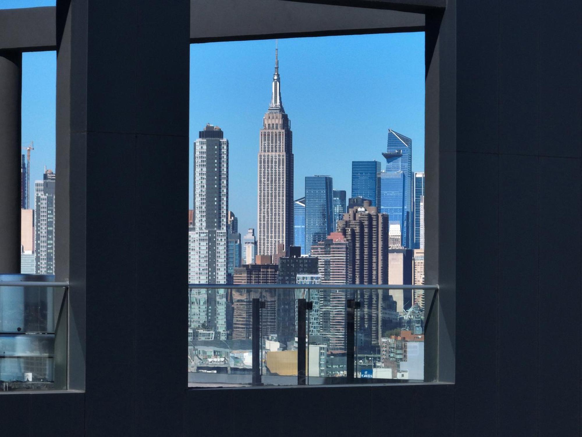 Holiday Inn Express Long Island City E - New York By Ihg Εξωτερικό φωτογραφία