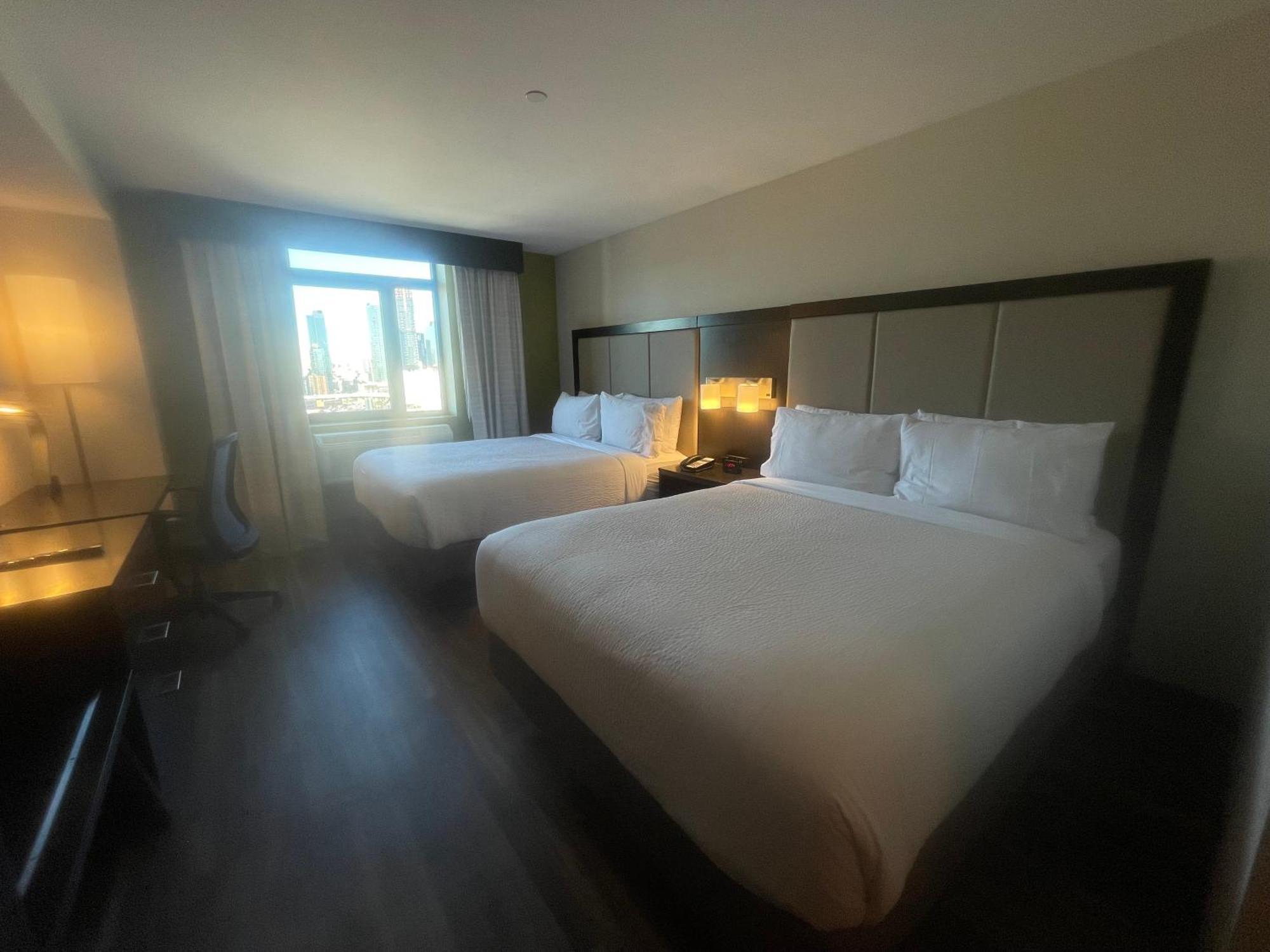 Holiday Inn Express Long Island City E - New York By Ihg Εξωτερικό φωτογραφία